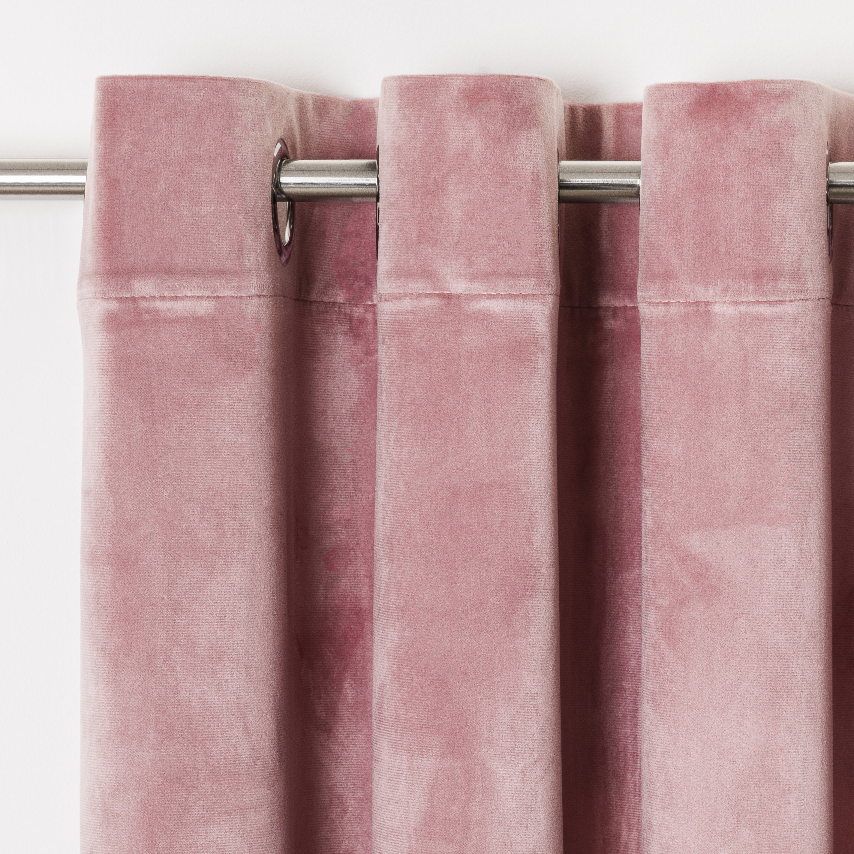 Cortina nova, veludo rosa claro