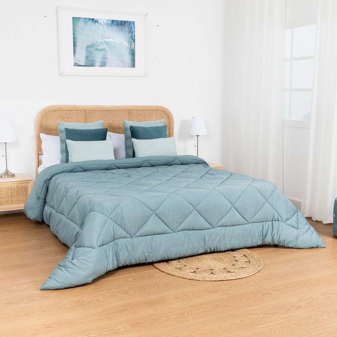 Edredom liso com efeito desgastado