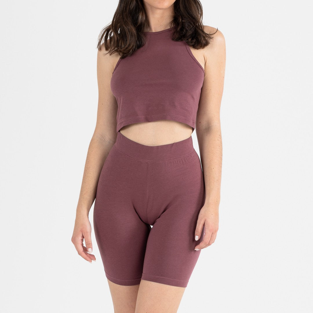 Conjunto esportivo feminino com calça culote cor berinjela