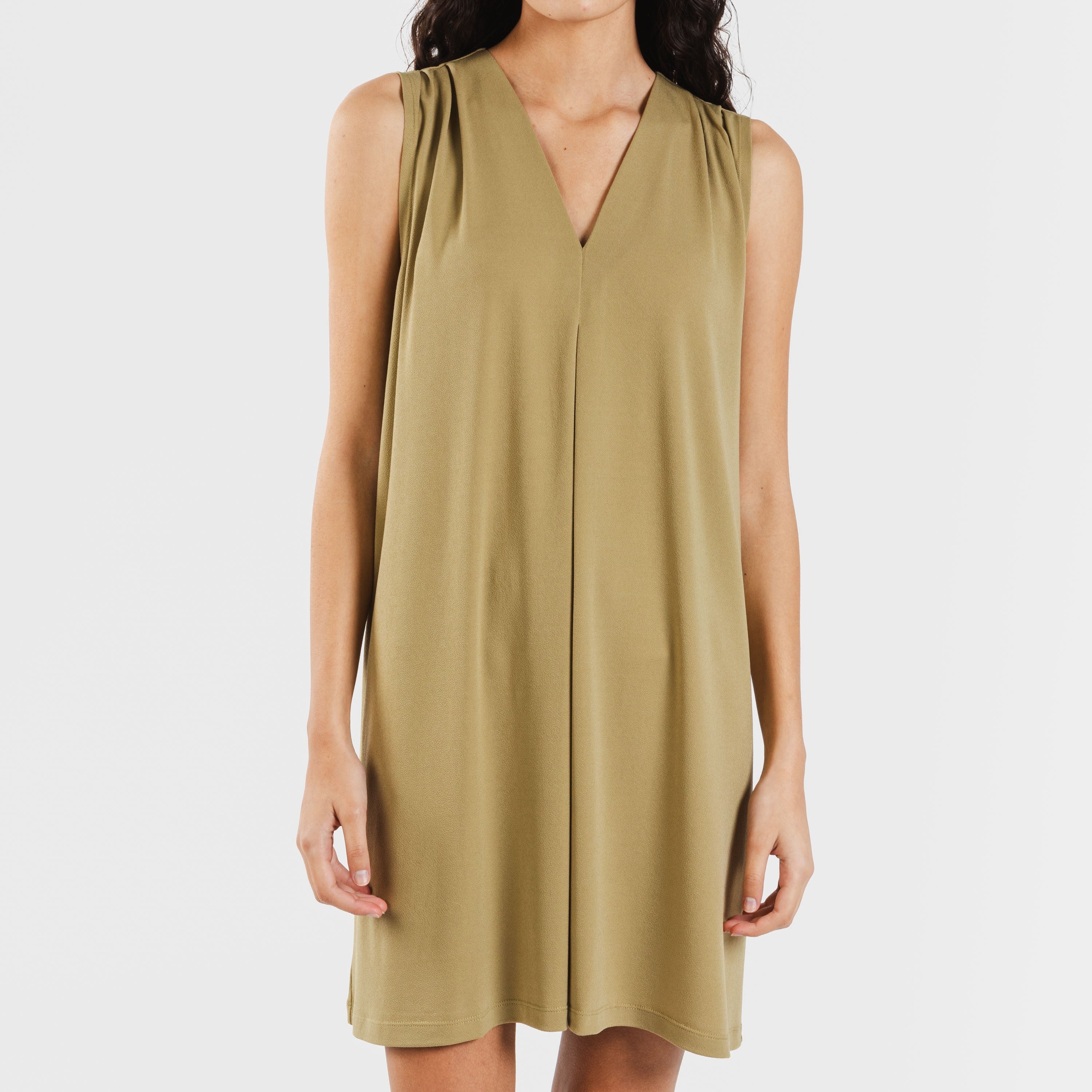 vestido curto liso de crepe