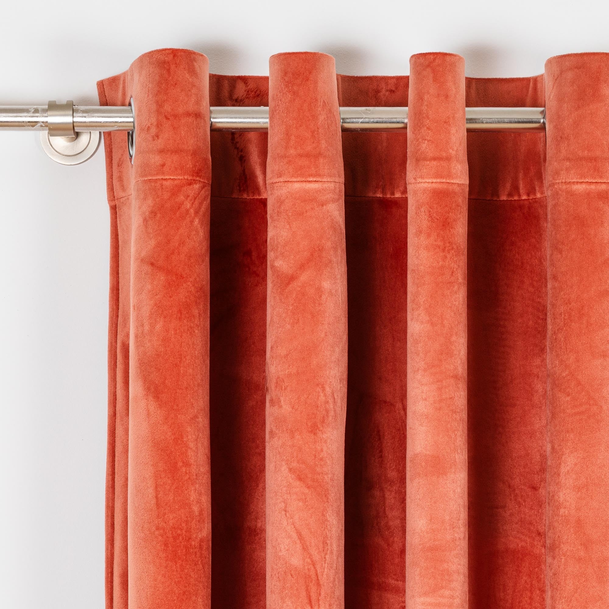 Nova cortina de veludo