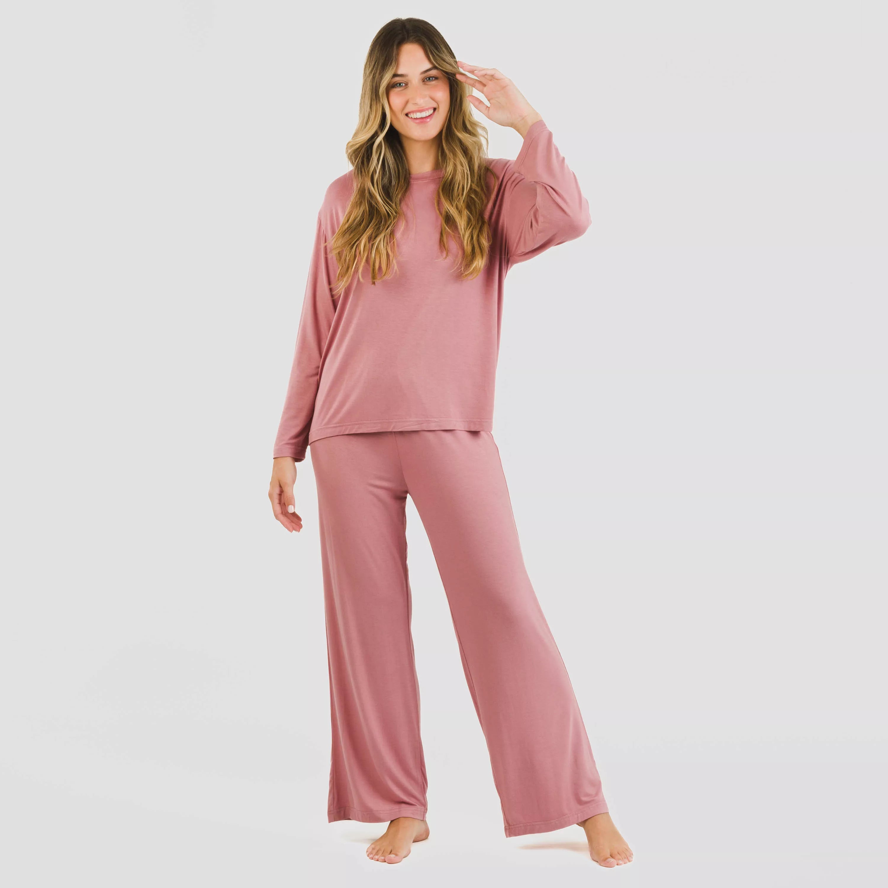 Pijama feminino longo liso de viscose