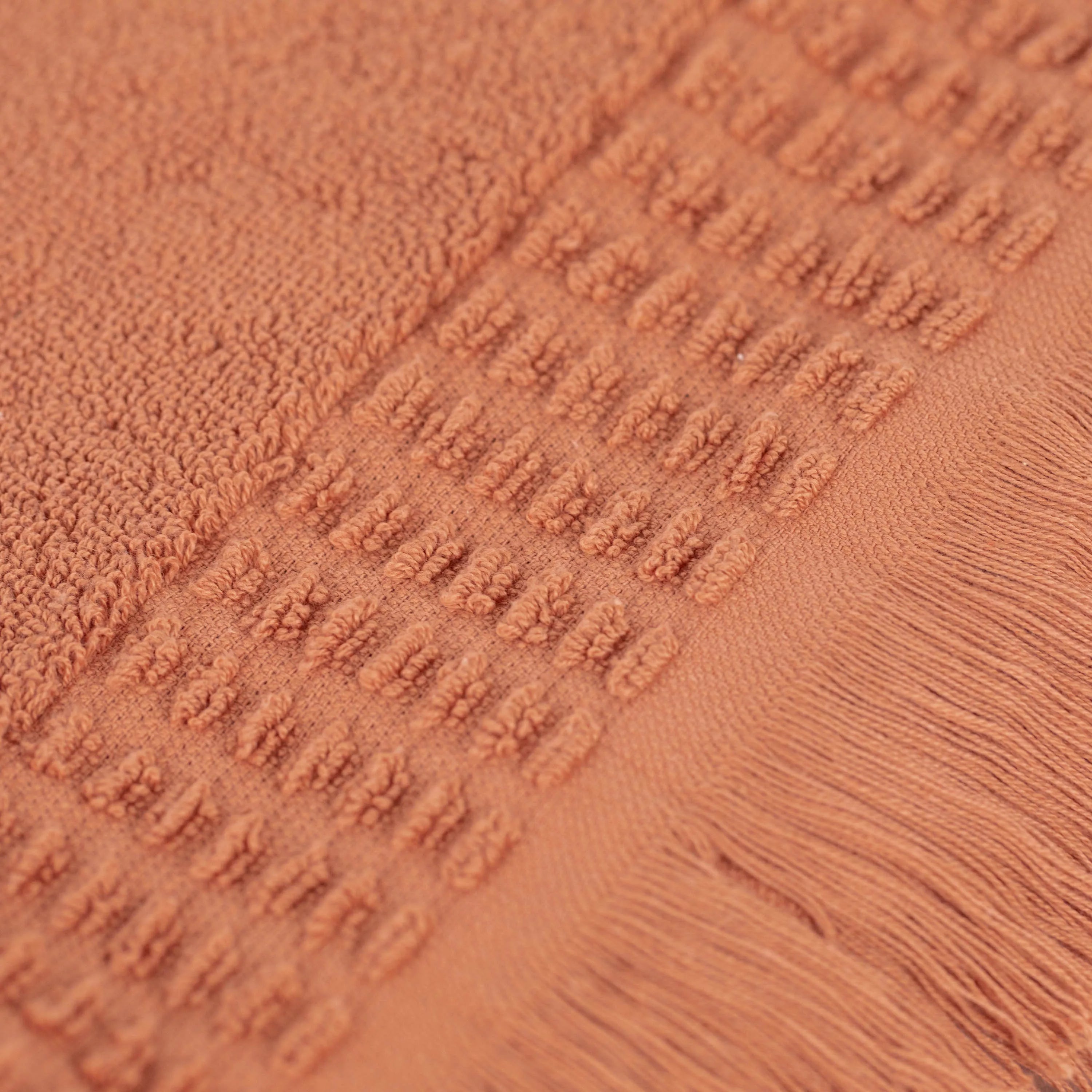 Alfombrin franjas felpudo ninho liso 870g