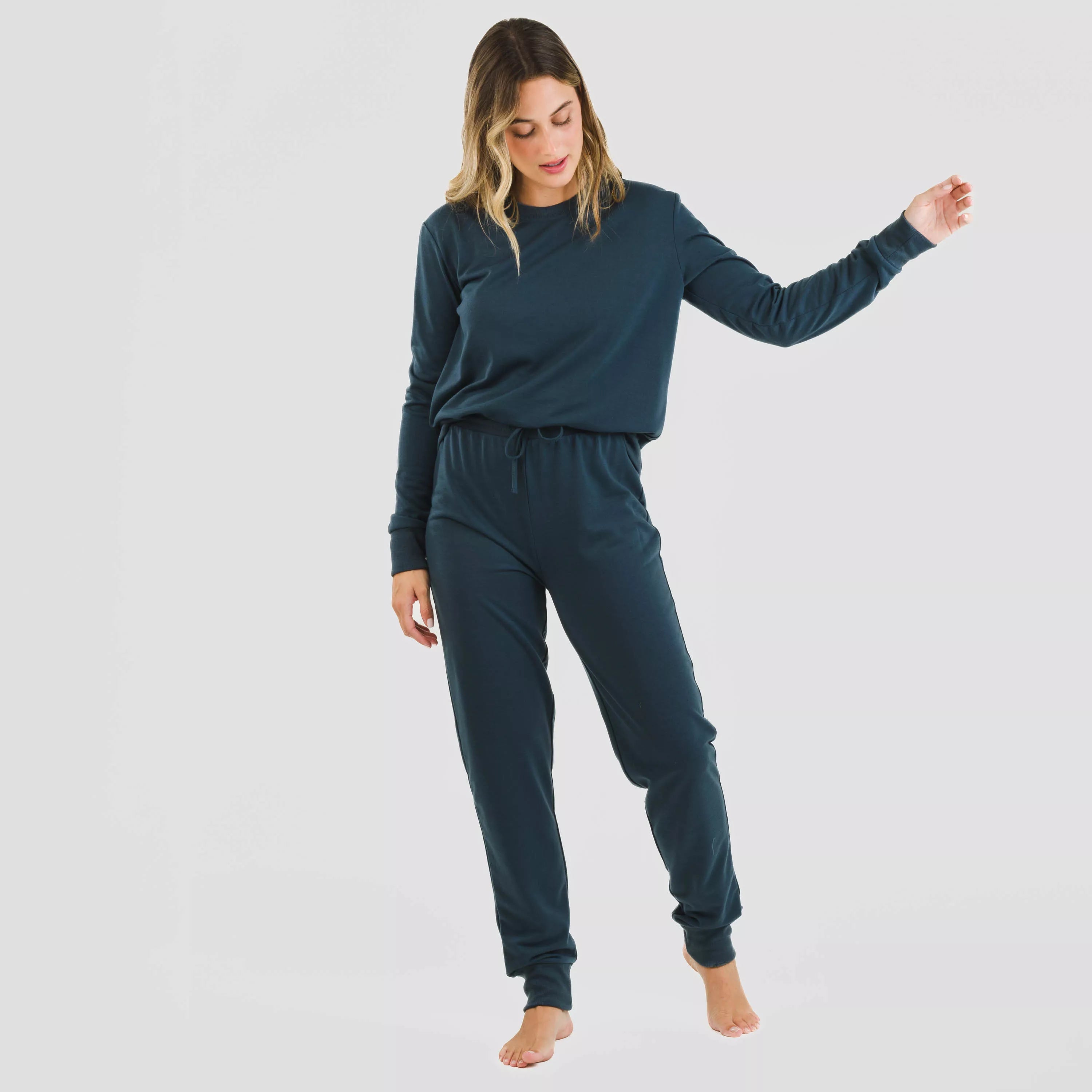 Calça comprida esportiva básica feminina