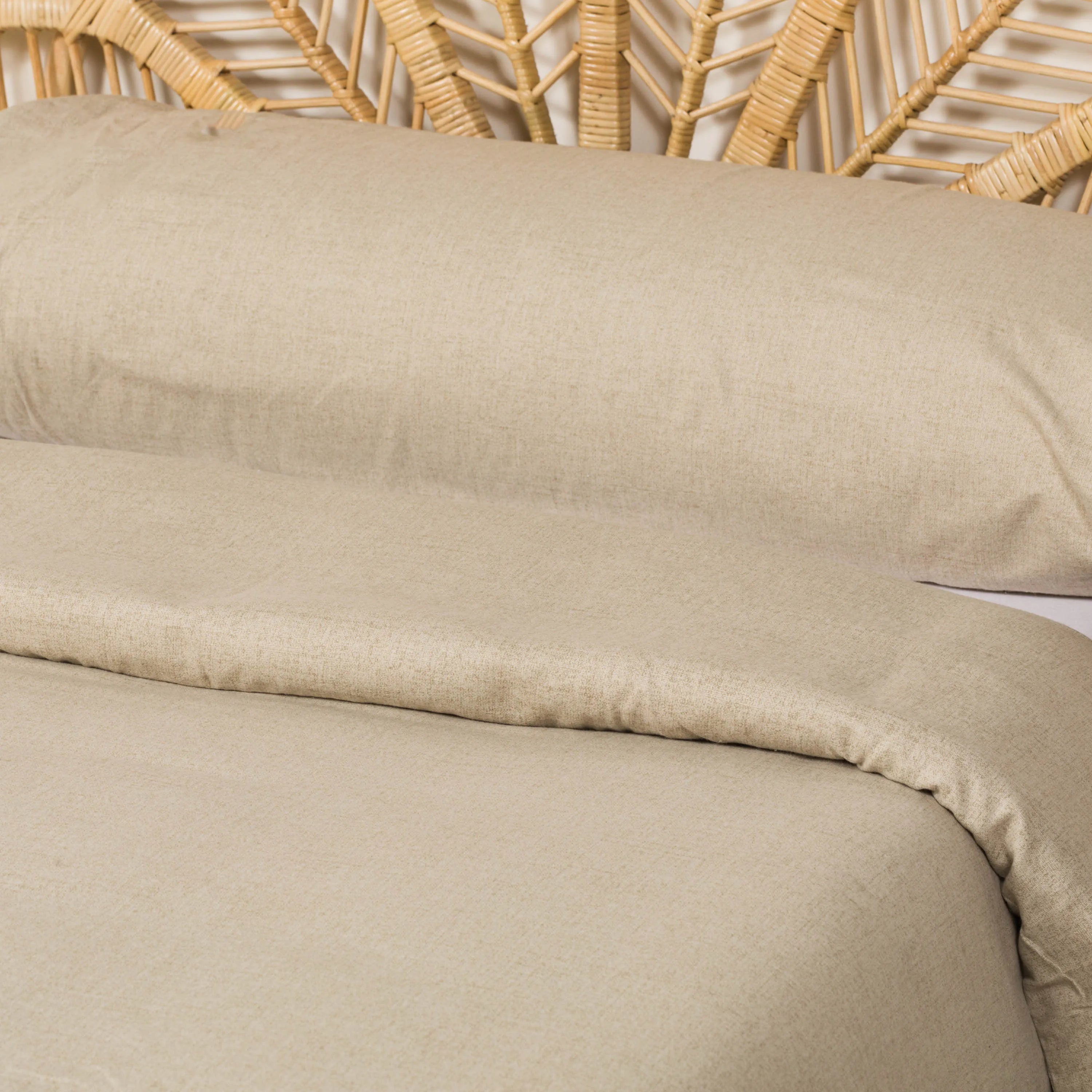 CAPA DE EDREDOM DE FLANELA LISA