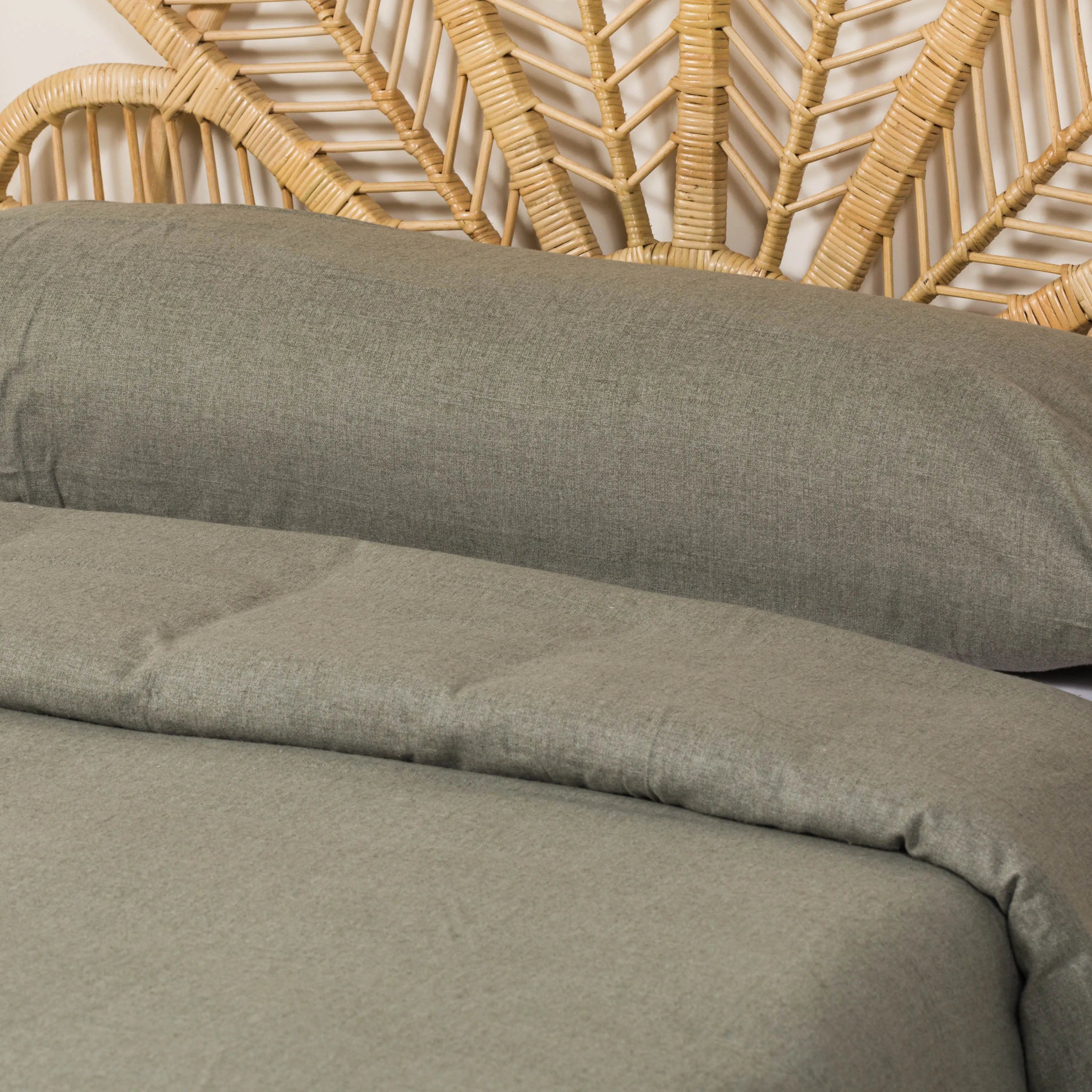 CAPA DE EDREDOM DE FLANELA LISA