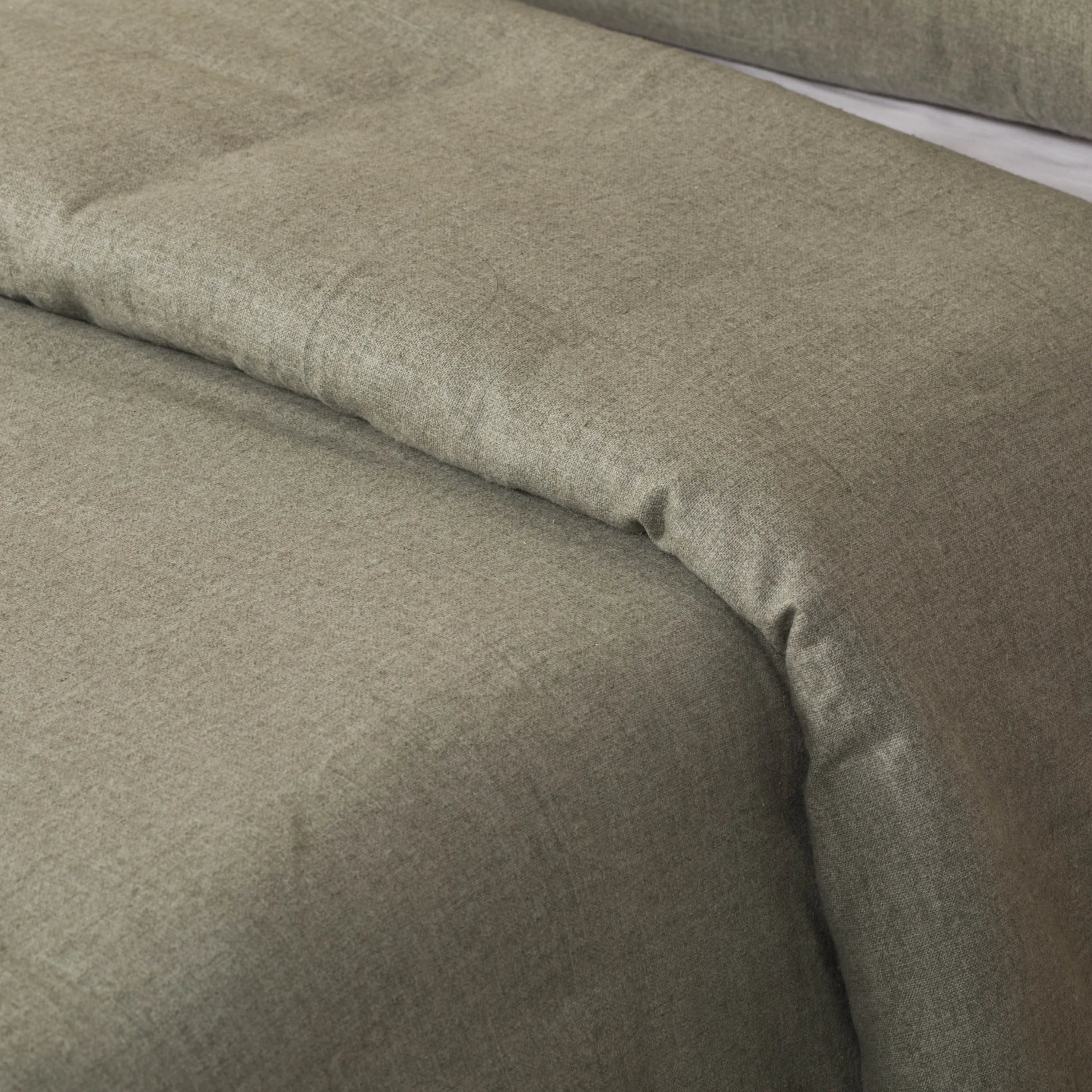 CAPA DE EDREDOM DE FLANELA LISA