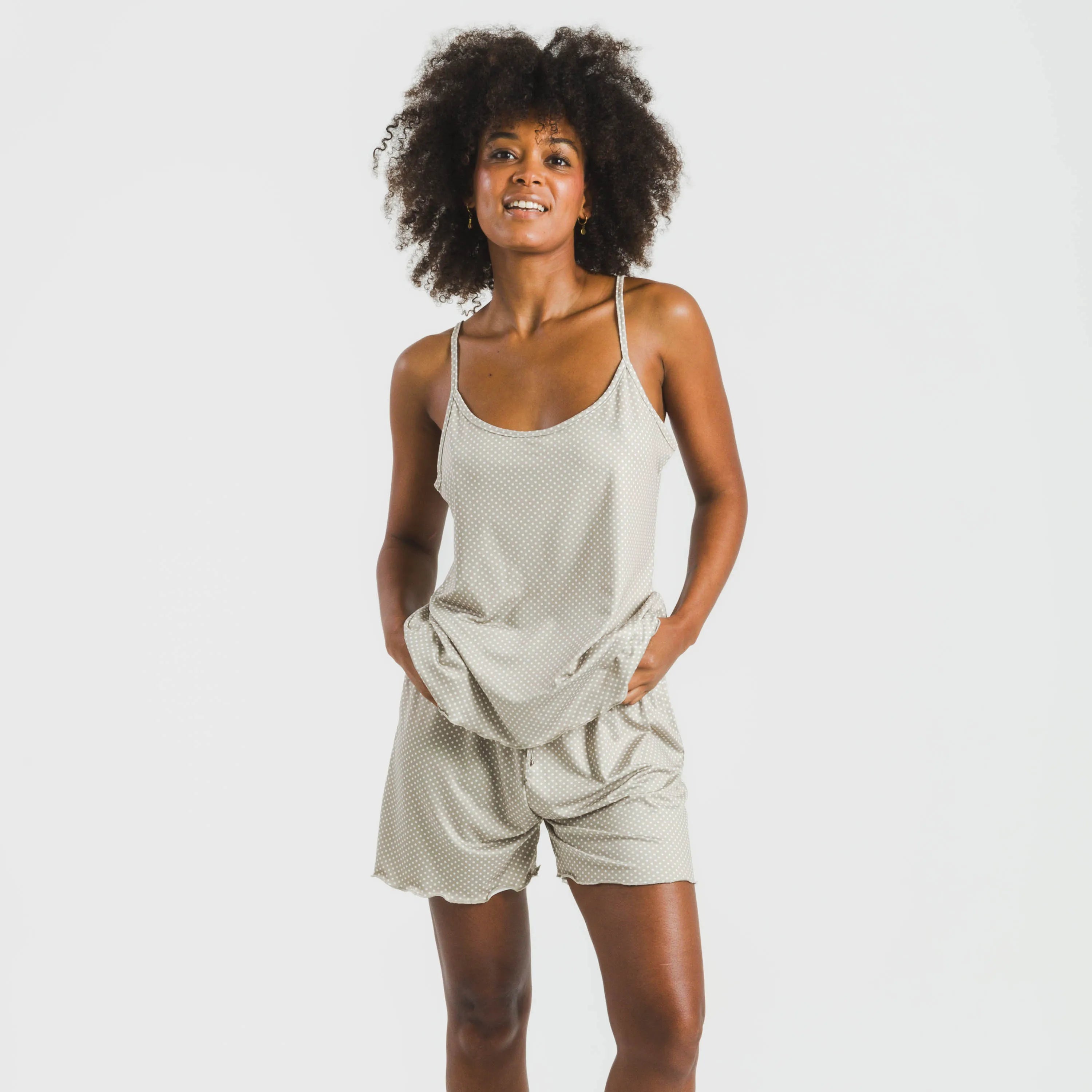 Pijama feminino de alças finas e macio da Susanita Arena