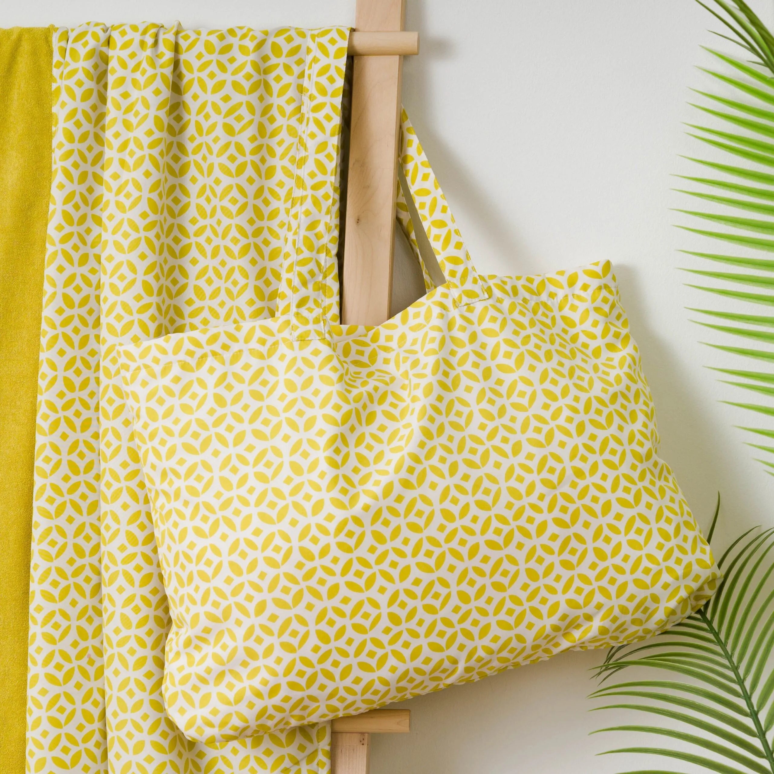 TOALHA PAEO + MOCHILA CLAU