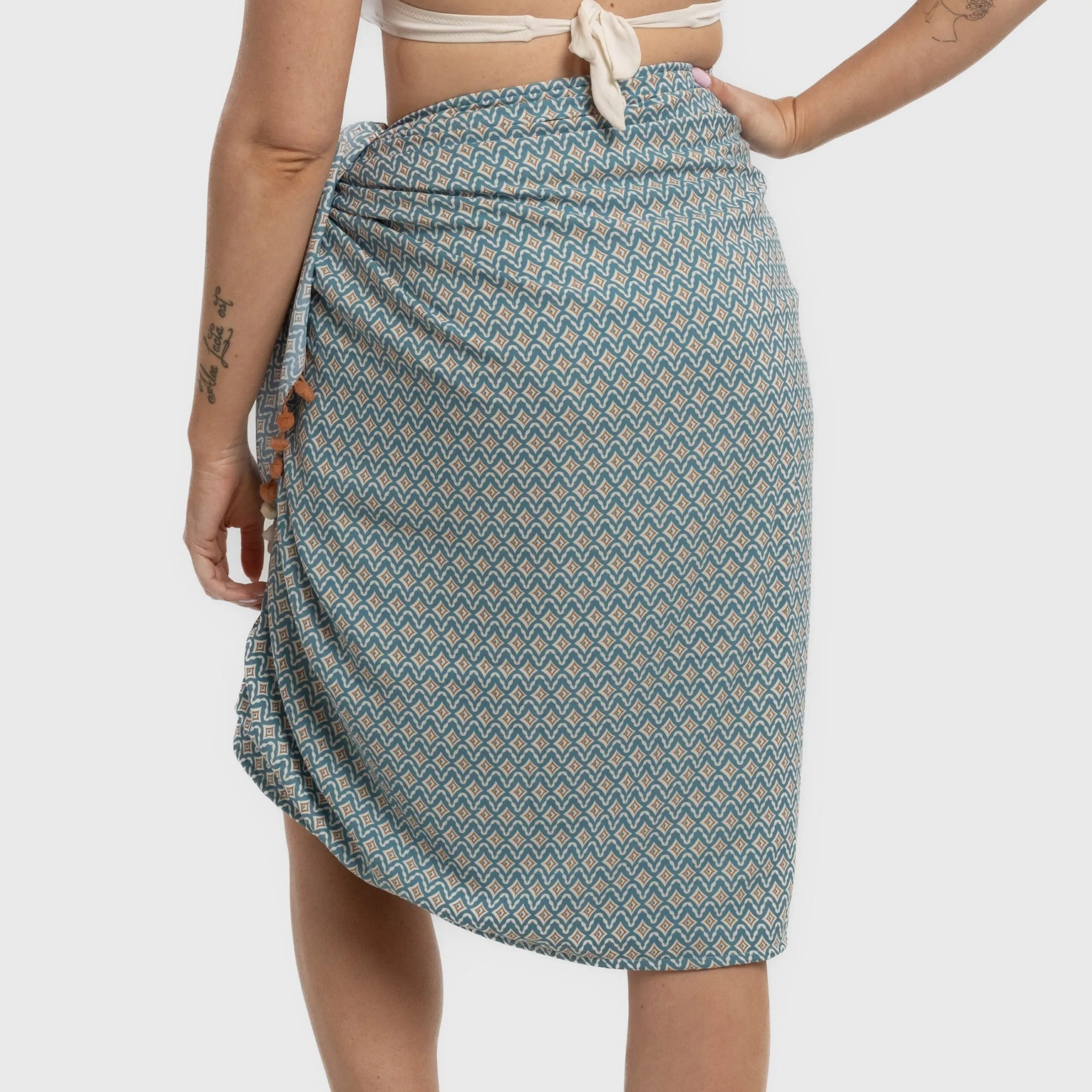 TOALHA PAREO + PACOTE SACO DULCINEA