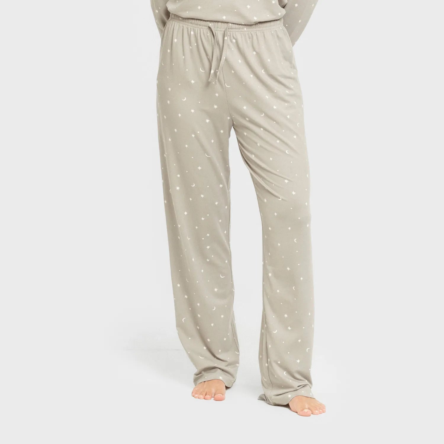 Pijama feminino longo e macio, cor âmbar verde caça.