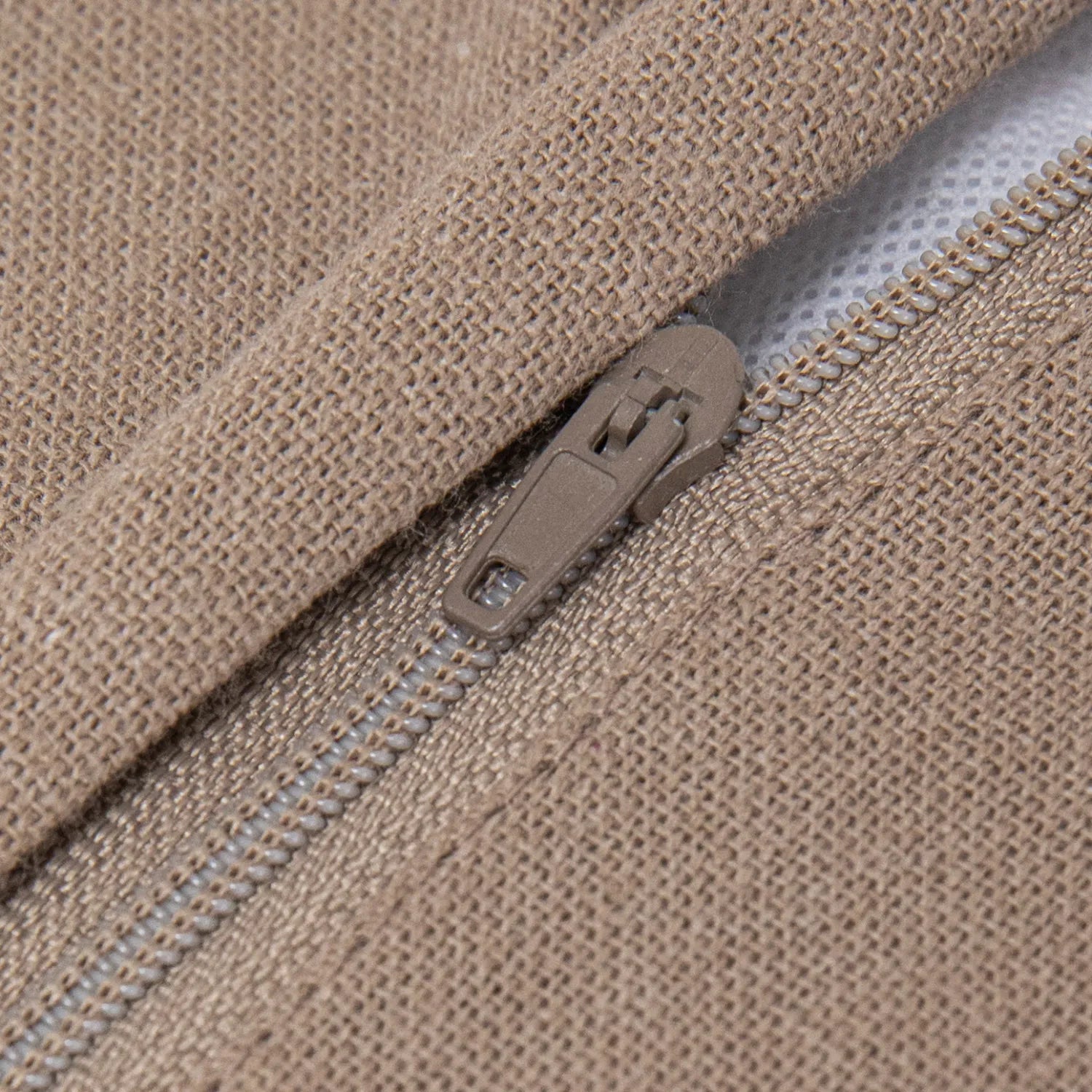 Almofada quadrada Drus em algodão, 45x45 cm - capa + enchimento