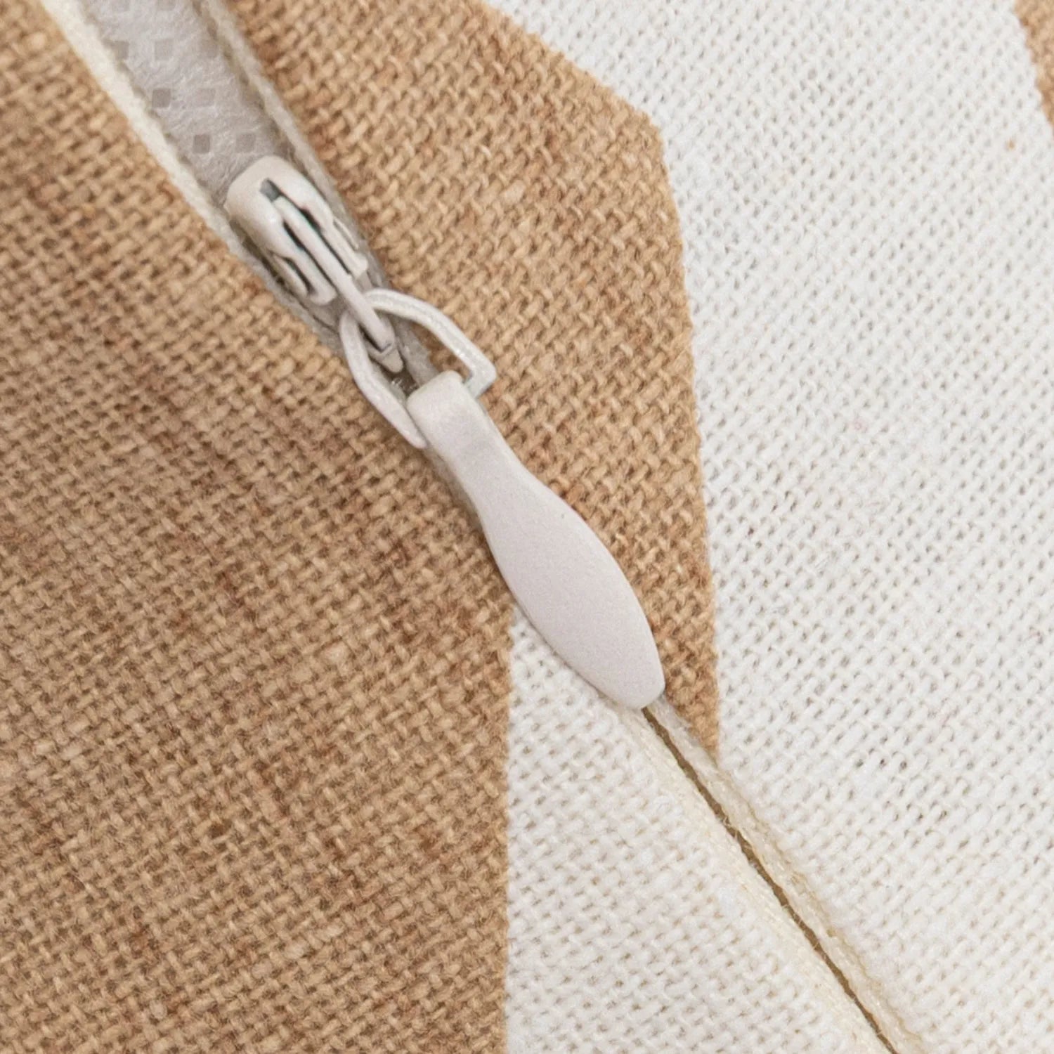 Almofada quadrada Nela, lisa, resistente a manchas, 50x50 cm - capa + enchimento