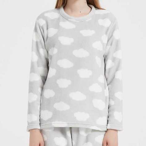 Pijama coral Nube cinza roupa-para-estar-em-casa
