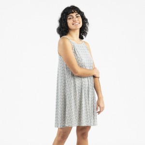 Vestido curto de alças em crepe Michelle verde francês 2