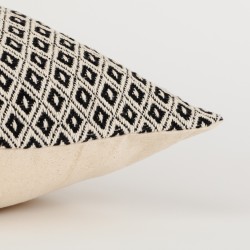 Almofada retangular algodão 30x50 Rombito preto