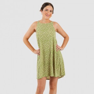 Vestido curto de alças em crepe Corinto verde erva
