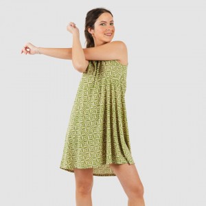 Vestido curto de alças em crepe Corinto verde erva 2