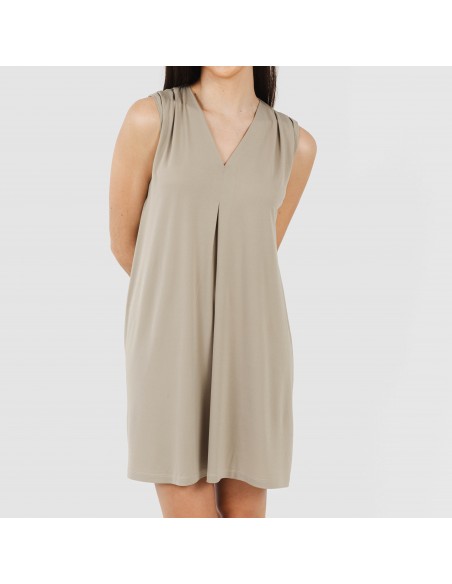 Vestido curto crepe liso Vestido curto crepe liso