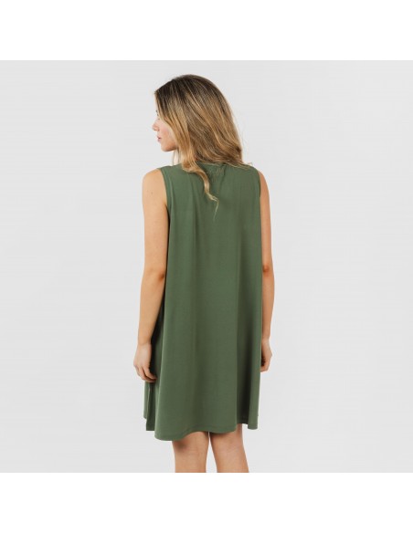 Vestido curto crepe liso Vestido curto crepe liso