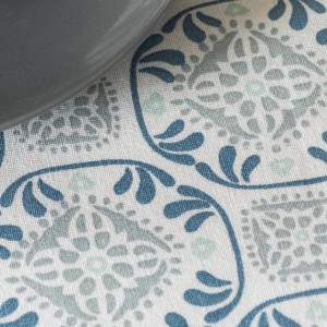Toalha de mesa anti manchas Valme azul indigo 2