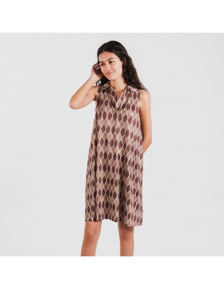 Vestido curto com gola e lapela soft Carlota castanho Vestido curto com gola e lapela soft Carlota castanho