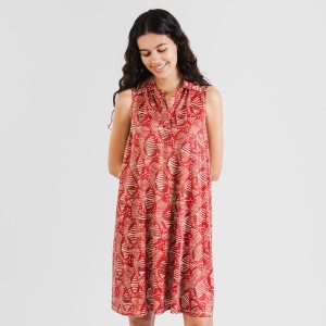 Vestido curto com gola e lapela soft Zumaia bordeaux 2