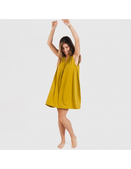 Vestido curto crepe liso Vestido curto crepe liso