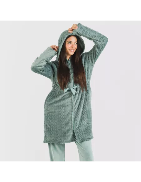 Roupão veludo com gorro Devore liso Roupão veludo com gorro Devore liso