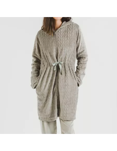 Roupão veludo com gorro Devore liso Roupão veludo com gorro Devore liso