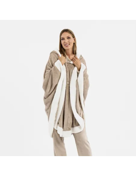 Manta com mangas lisa