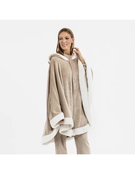 Manta com mangas lisa