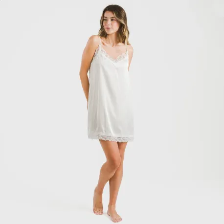 Camisa de dormir curta Saten Friday liso