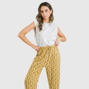 Calças viscosa Calsita mostarda 2