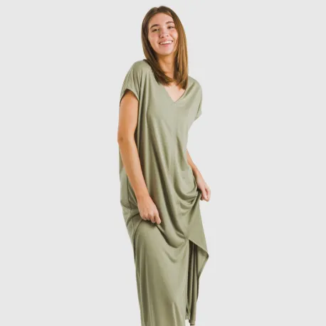 Vestido comprido manga fluída viscosa liso