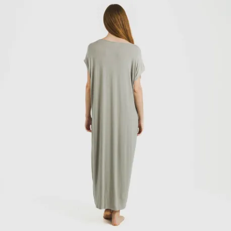 Vestido comprido manga fluída viscosa liso