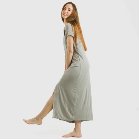 Vestido comprido manga fluída viscosa liso