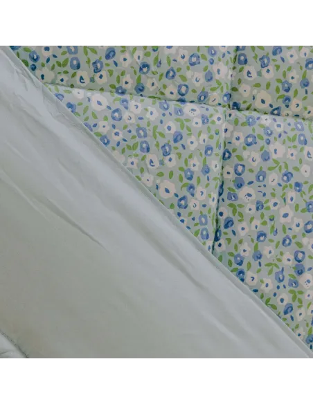 Edredão estampado Cris azul celeste