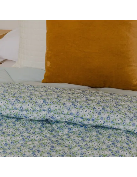 Edredão estampado Cris azul celeste