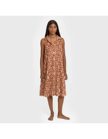 Vestido curto com gola e lapela soft Premura castanho Vestido curto com gola e lapela soft Premura castanho