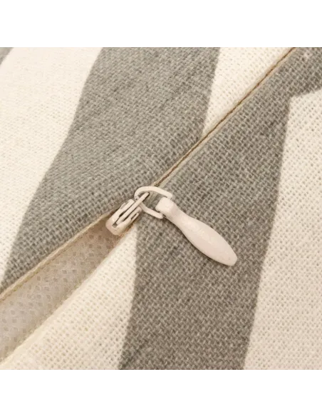 Almofada antimanchas Nela lisa 50x50 Almofada antimanchas Nela lisa 50x50