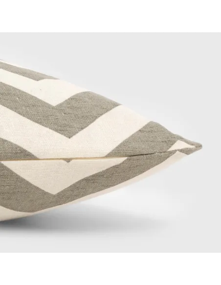 Almofada antimanchas Nela lisa 50x50 Almofada antimanchas Nela lisa 50x50