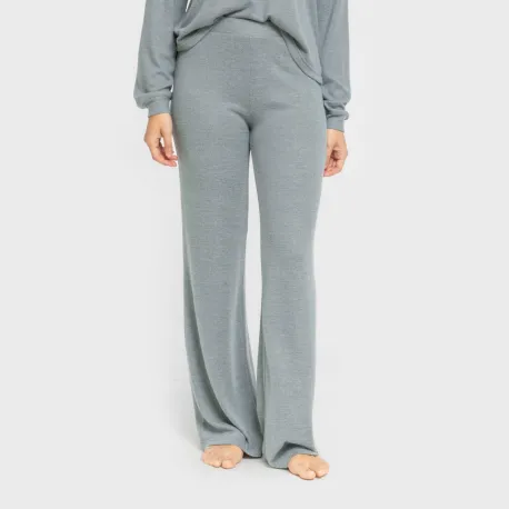 Pijama malha extra suave liso