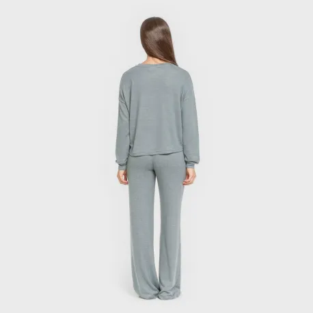 Pijama malha extra suave liso