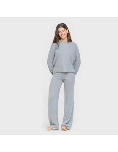 Pijama malha extra suave liso