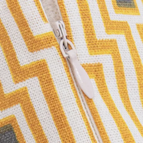 Almofada antimanchas Summa ocre 45x45