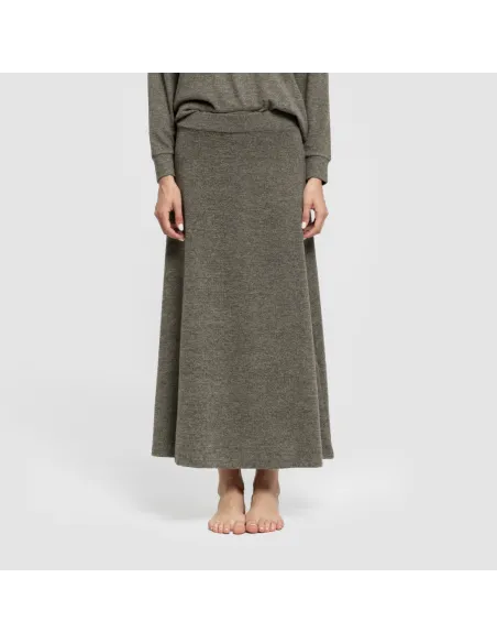 Saia midi evasê New malha extra suave