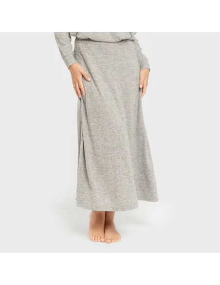 Saia midi evasê New malha extra suave