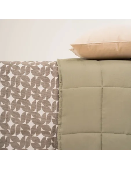 Colcha jacquard chenilla Keira verde seco