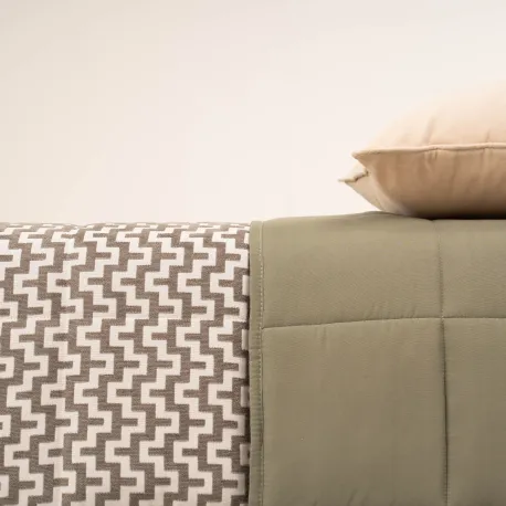 Colcha jacquard chenilla Tebas verde seco
